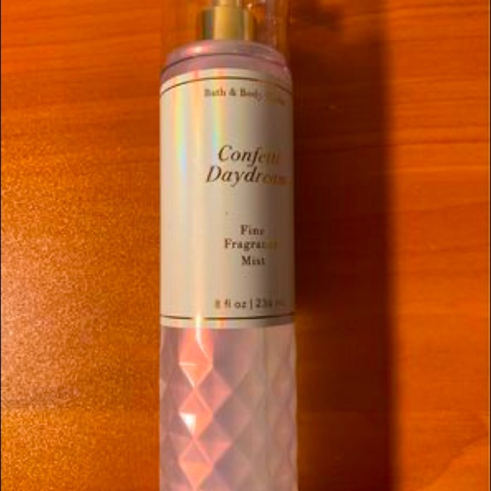Bath and body works body spray